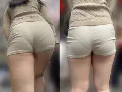 パンティラインがくっきりと見えすぎちゃってるショートパンツ美女