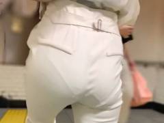 《さすがにスケすぎ！？ガチお嬢様風の美尻美女》