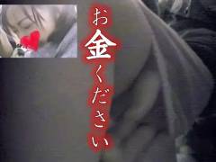 地味に綺麗な風なNTRネトラレ奥さん素人です。今日中に入金が絶対必要と切羽詰まったガチ撮影