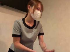某指圧マッサージ 新橋店 木田菜摘（26歳）