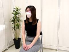 患者さんの美巨乳おっぱいを入念に揉みしだき特大乳首イキ