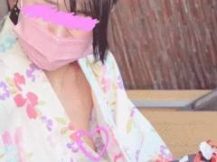 はだけた浴衣から何度も見える乳首にドキドキ…にこにこお姉さんのゆるパン