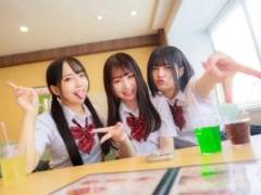 教師に聖水ぶっかけ同級生と乱交SEX仲良しJ●放課後のストレス発散　ゆみ＆おと＆まこ - deaa024