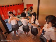 思い出作りと子作り兼ねるJ●乱交中出し温泉修学旅行