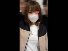 巨乳清楚美女に集団お触り｡ 乳首せめと直接手マンで大絶頂！【爆乳/可愛い/清楚】