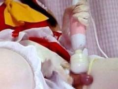 博麗霊夢コスプレでドロワを穿いたままディルド挿入電マオナニー
