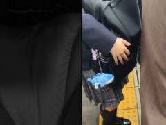 素人プレイ日記３０３TRAIN目全く身動きが取れず好き放題される女子の生態