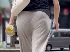 《久々に感じたニットパンツの良さ?！清楚系美女のニットパンツ》