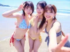 田舎の海で無邪気な地元の水着J●たちと戯れた夏の思い出夢の逆4P　かりん＆こなつ＆かほ - deaa016