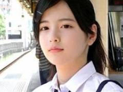 【電車チカン】★ボーイッシュなハーフの美○女を圧迫イラマや首絞め騎乗位でガン責めチカン