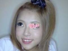 ビッチな彼女と3Pセックス楽しんじゃえ‼