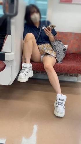 撮影日記247　続・ギャップが凄い！！顔は童顔で可愛いのに刺青がめっちゃオシャレな激カワJを電車内で撮影　36分超撮影