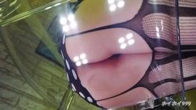 透明椅子！ミニスカ＆Tバック見上げ撮影